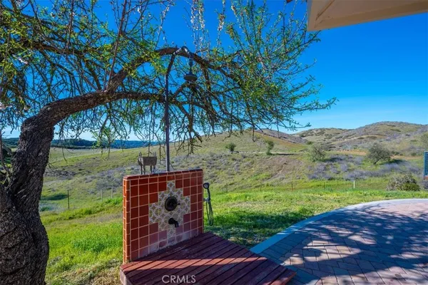 $998,000 | 9750 Random Canyon Way, Creston, CA 93432