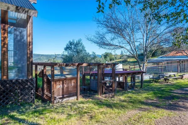 $998,000 | 9750 Random Canyon Way, Creston, CA 93432