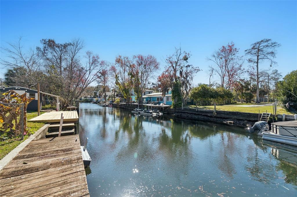 7287 Aberdeen Court Weeki Wachee, FL 34607 - Photo 2 of 61