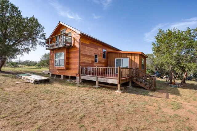 $290,000 | 271 The Rock Road, Buchanan Dam, TX 78609