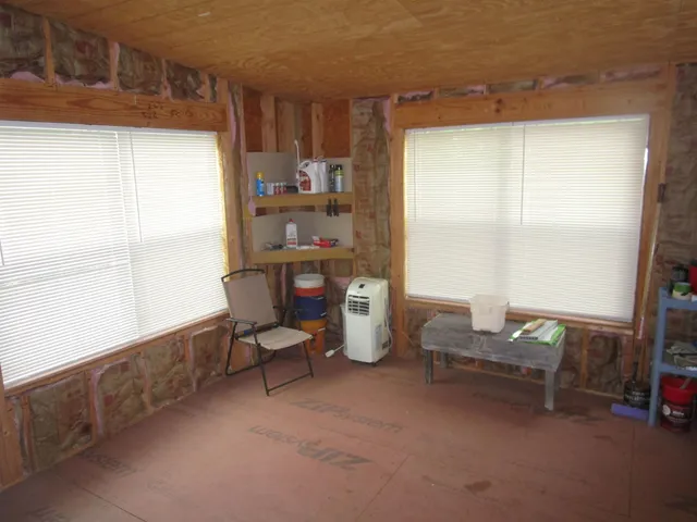 $290,000 | 271 The Rock Road, Buchanan Dam, TX 78609