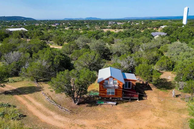 $290,000 | 271 The Rock Road, Buchanan Dam, TX 78609