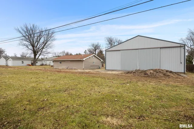 $144,900 | 806 North Galena Avenue, Wyoming, IL 61491