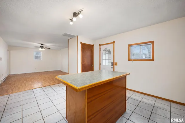 $144,900 | 806 North Galena Avenue, Wyoming, IL 61491