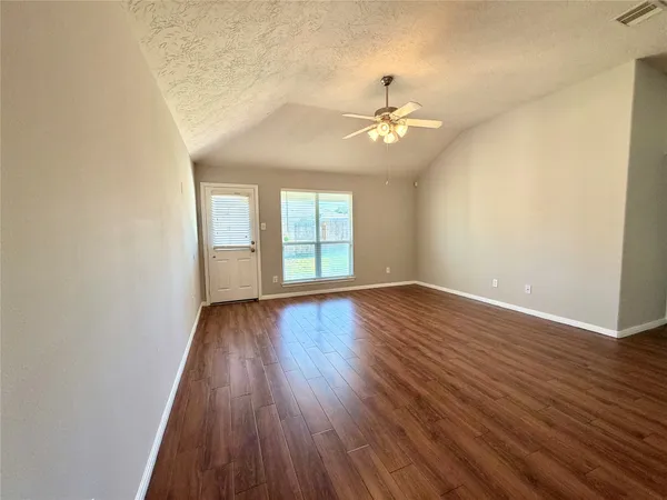 $2,200 | 11807 Green Colling Park Drive, Houston, TX 77047