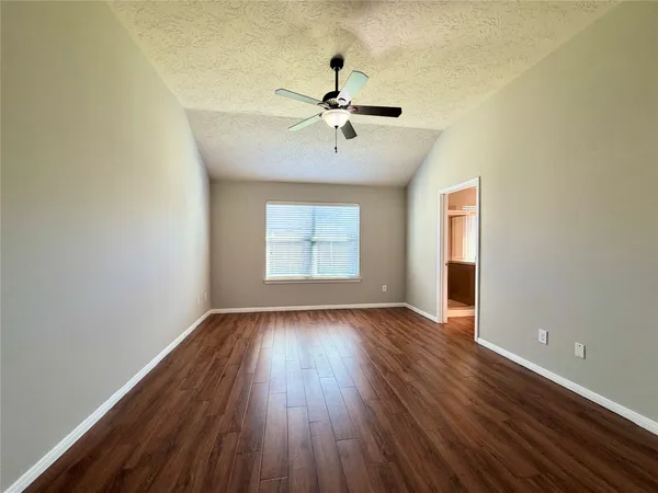 $2,200 | 11807 Green Colling Park Drive, Houston, TX 77047
