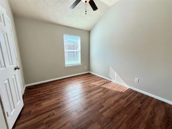 $2,200 | 11807 Green Colling Park Drive, Houston, TX 77047