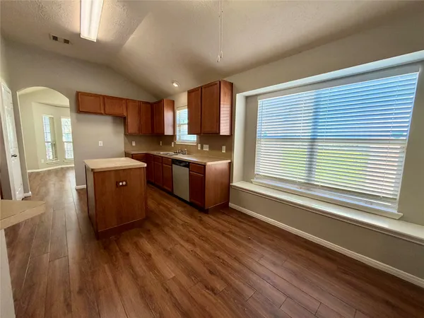 $2,200 | 11807 Green Colling Park Drive, Houston, TX 77047