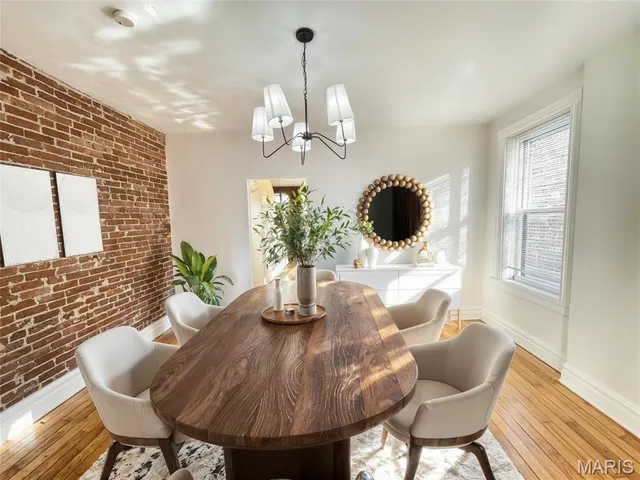 $564,000 | 1110 Tamm Avenue, Unit 1110 1112, St. Louis, MO 63139