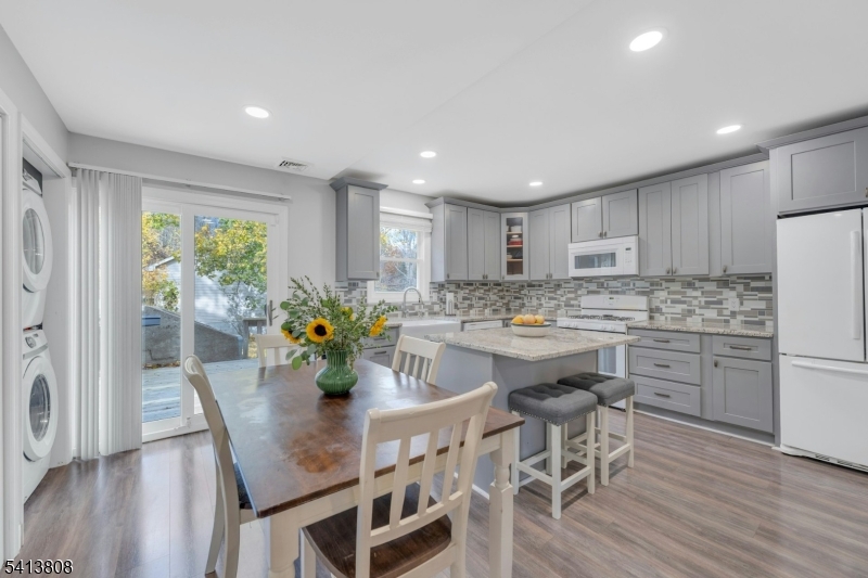 39 Delaware Road West Milford, NJ 07421 - Photo 10 of 41