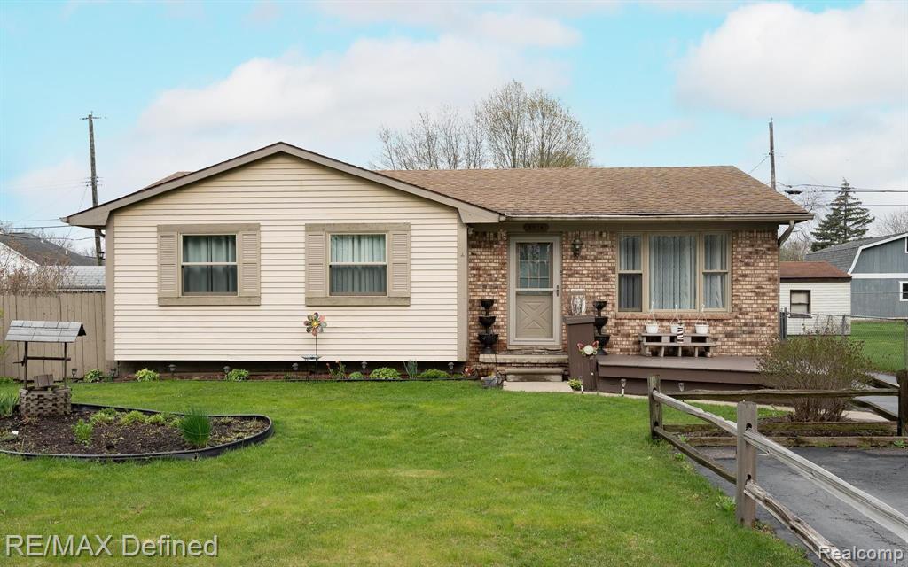 3014 Eastern Avenue Rochester Hills, MI 48307 - Photo 5 of 36