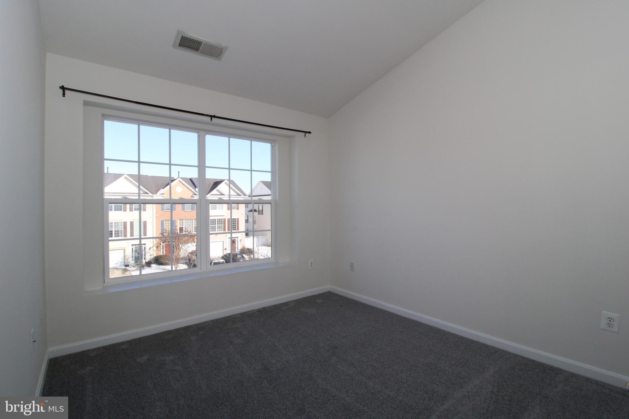 12916 Yellow Jacket Road Hagerstown, MD 21740 - Photo 12 of 18 Bedroom 2 (1 of 2)