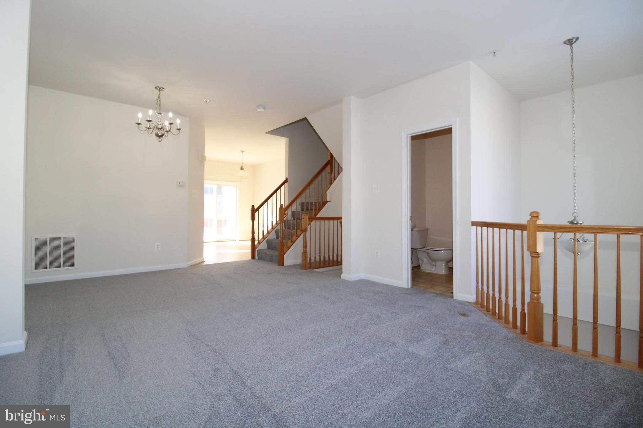 12916 Yellow Jacket Road Hagerstown, MD 21740 - Photo 6 of 18 Living Room (2 of 2)