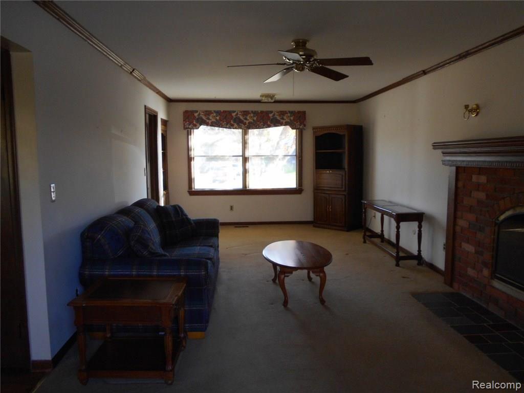 2060 Chalet Drive Rochester, MI 48309 - Photo 5 of 26 View of the family room from the patio doors.