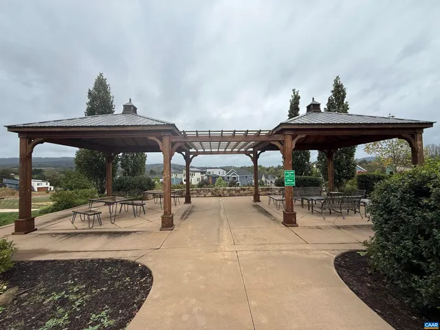 a view of entryway and hall