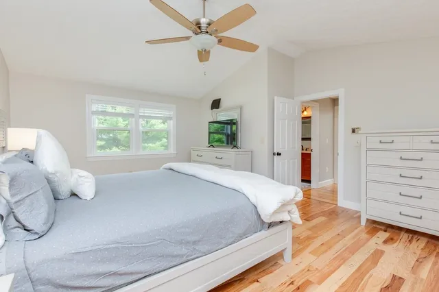 $3,400 | 246 Winding Pond Road, Londonderry, NH 03053