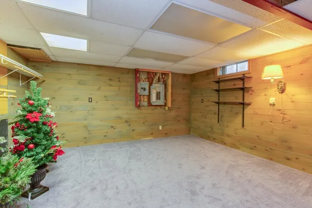 $3,400 | 246 Winding Pond Road, Londonderry, NH 03053