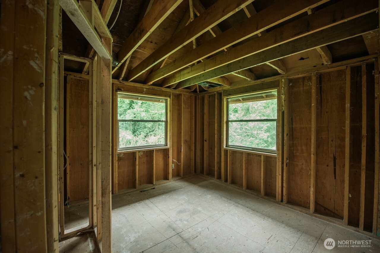 10379 Bethel Burley Road Southeast Port Orchard, WA 98367 - Photo 11 of 40 a view of entryway