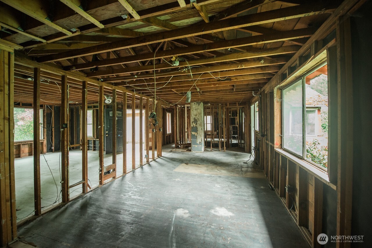 10379 Bethel Burley Road Southeast Port Orchard, WA 98367 - Photo 14 of 40 a view of a porch