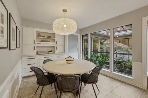 $929,900 | 9510 Hill View Drive, Dallas, TX 75231