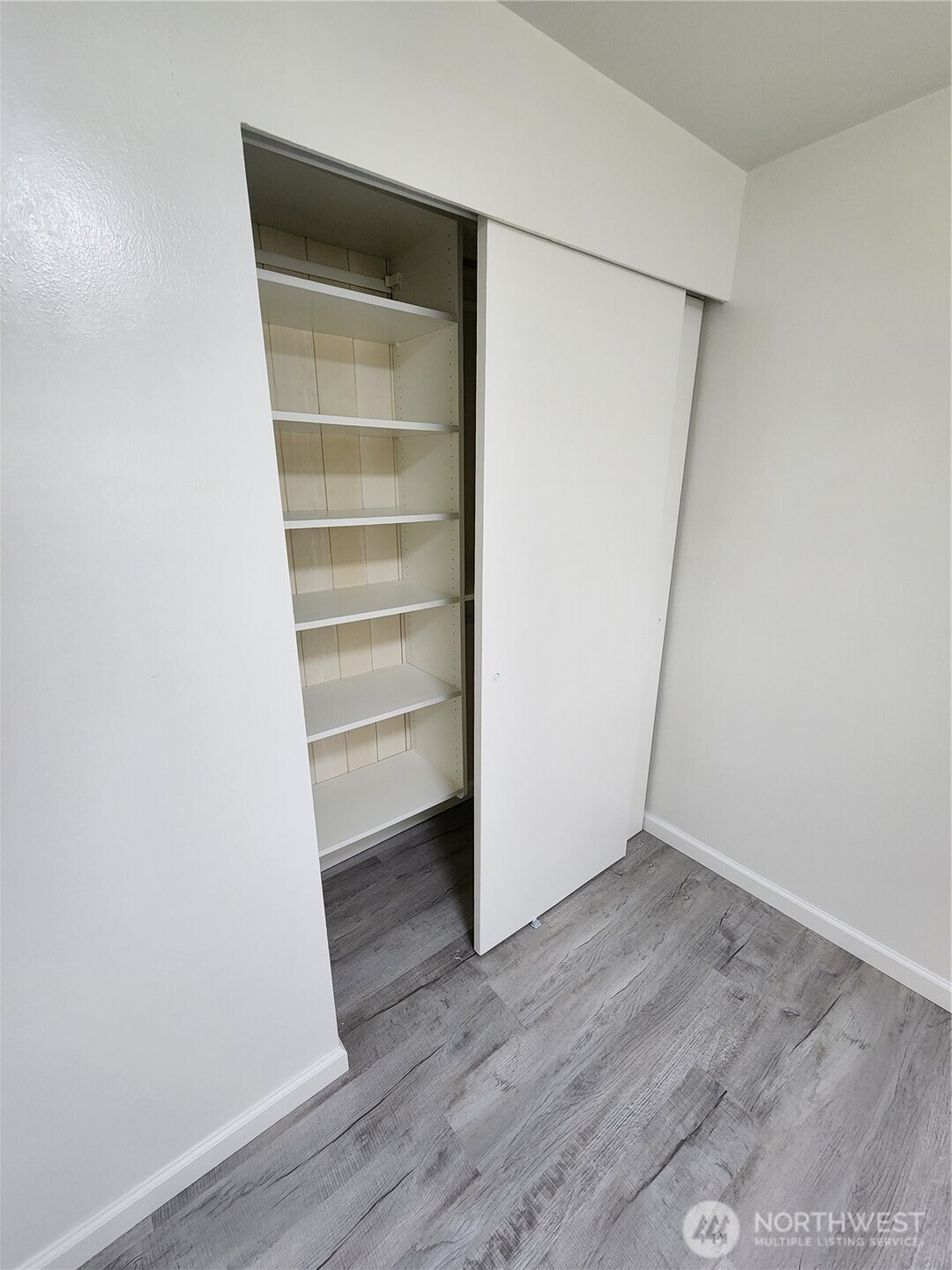 8810 Northeast 187th Street Bothell, WA 98011 - Photo 25 of 40