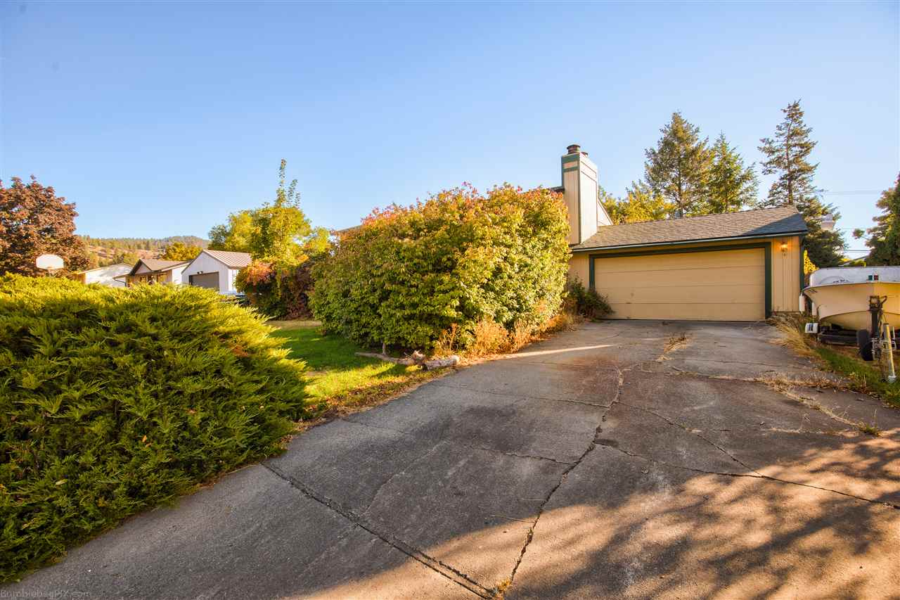 4522 North Isenhart Road Spokane Valley, WA 99216 - Photo 3 of 39 Gallery Image 3