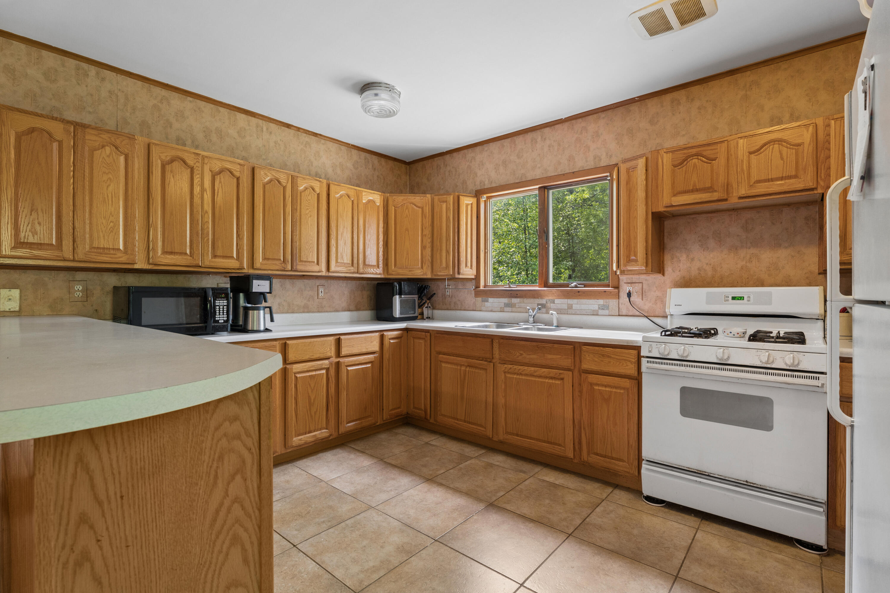 1922 Fish Lab Road Lewiston, MI 49756 - Photo 10 of 39 Gallery Image 10