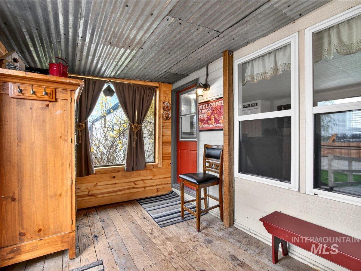 9228 Washoe Road Payette, ID 83661 - Photo 12 of 49 View of wooden deck