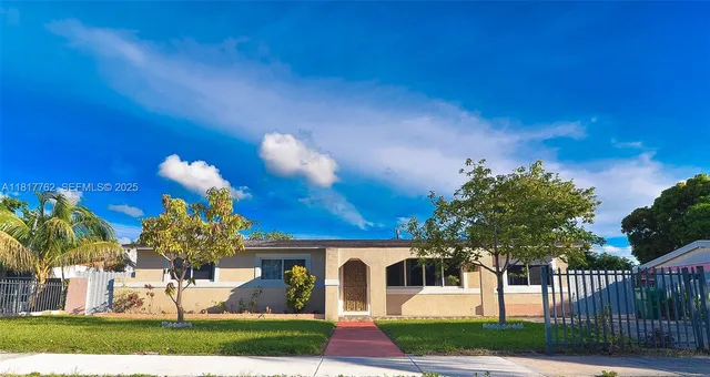 $3,600 | 240 Northwest 197th Street, Unit 1, Miami Gardens, FL 33169