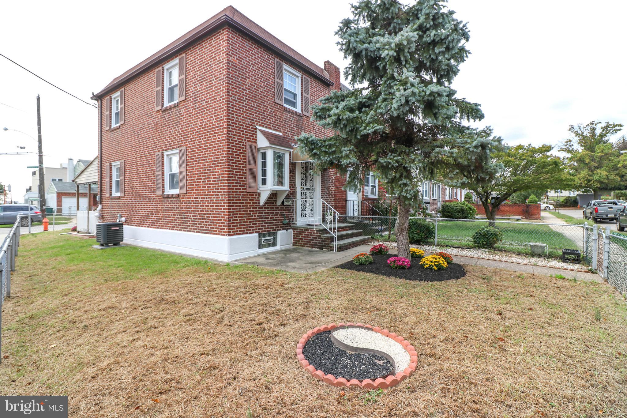 226 Overlook Road Philadelphia, PA 19128 - Photo 3 of 30 Corner