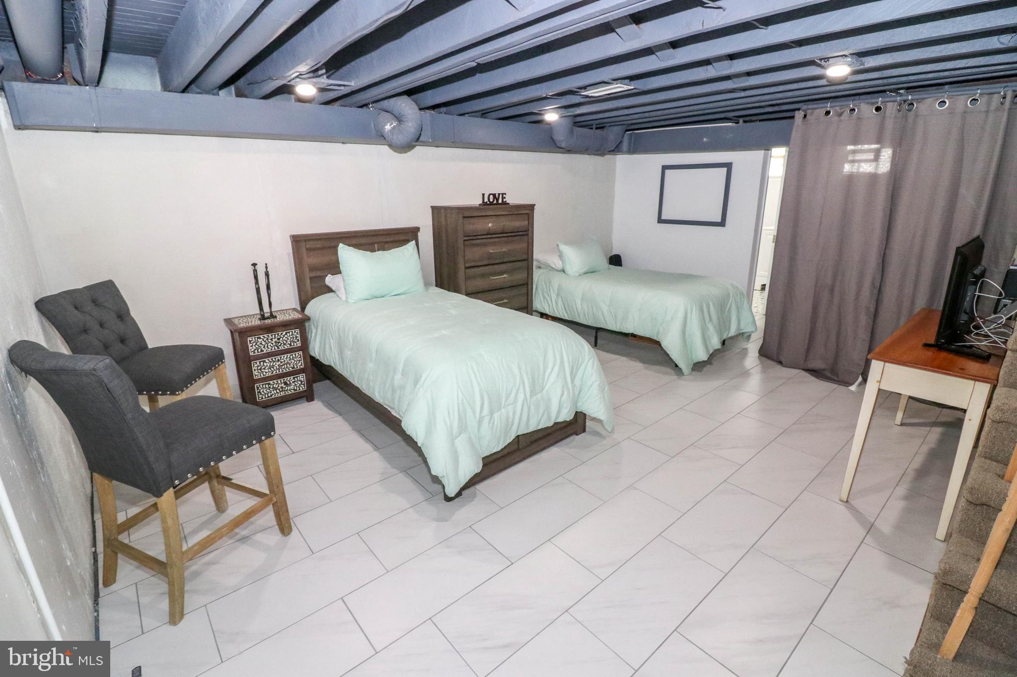 226 Overlook Road Philadelphia, PA 19128 - Photo 21 of 30 Gallery Image 21