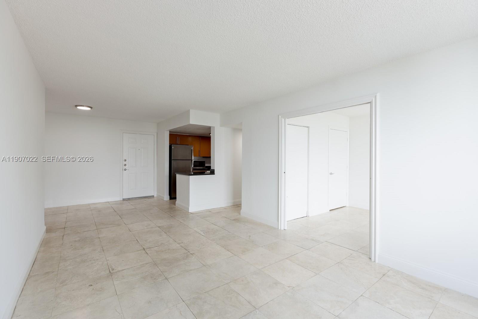 1621 Bay Road, Unit 604 Miami Beach, FL 33139 - Photo 4 of 30 a view of an empty room