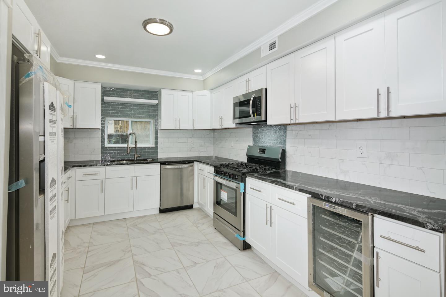 7403 Sommers Road Philadelphia, PA 19138 - Photo 11 of 31 Gallery Image 11