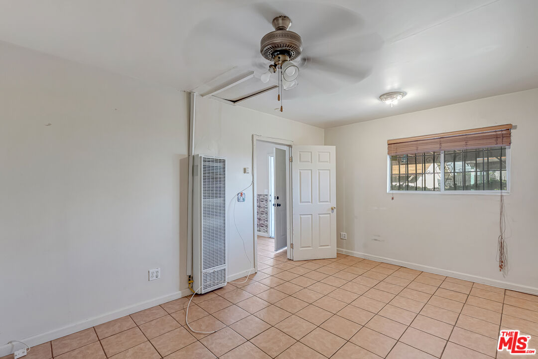 331 East 119th Street Los Angeles, CA 90061 - Photo 30 of 40 a view of an empty room