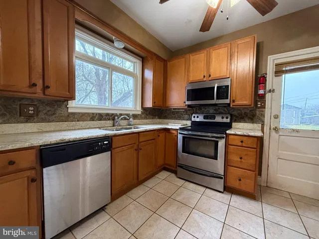 $179,900 | 263 West Main Street, Dallastown, PA 17313