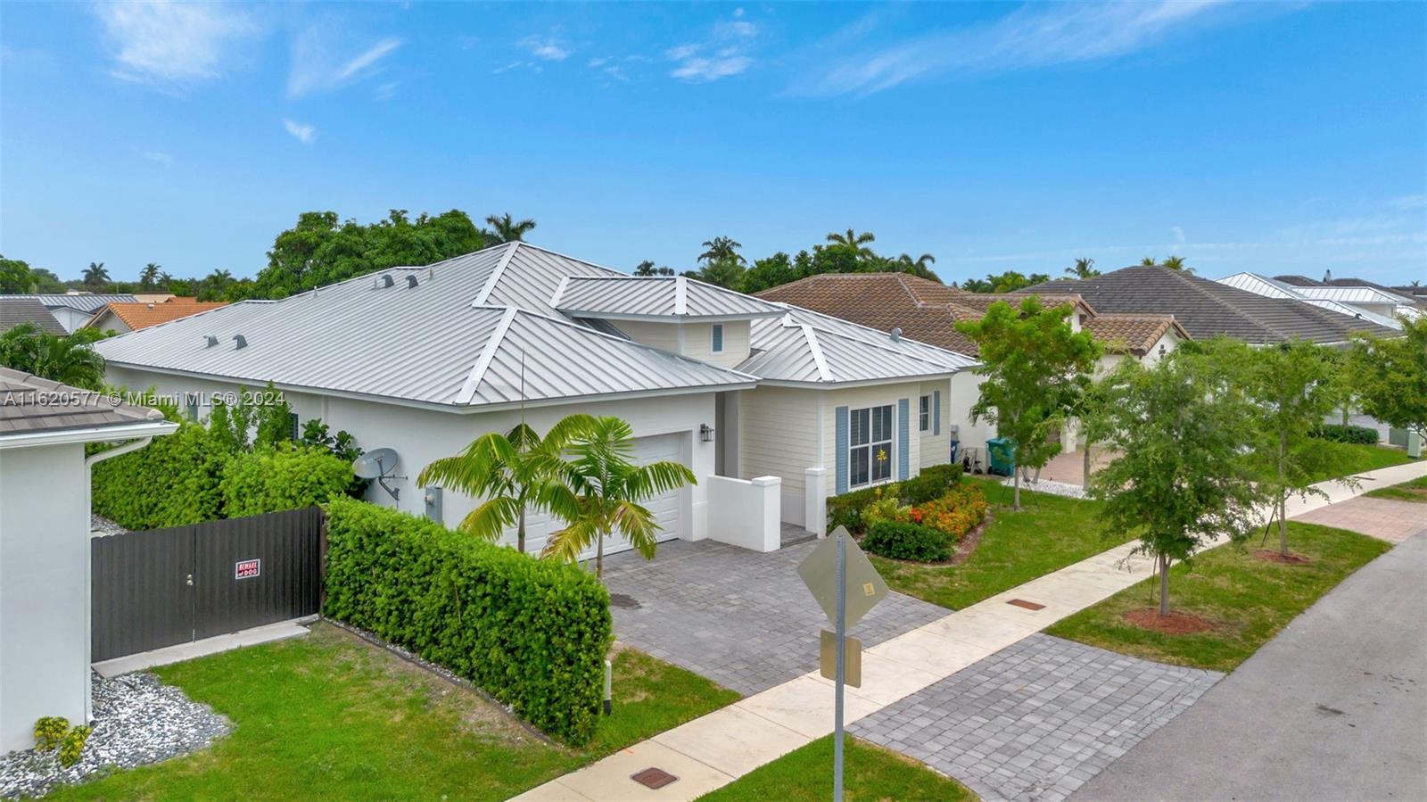 15085 Southwest 175th St