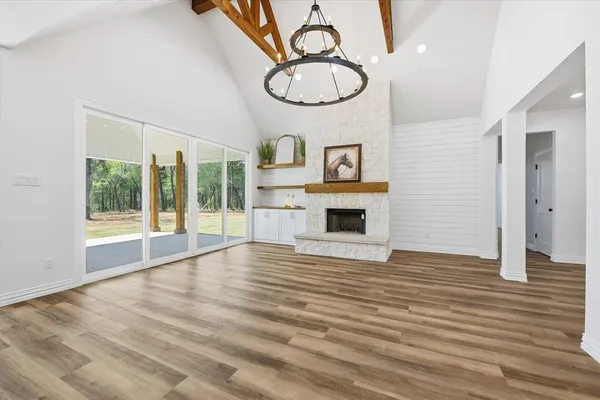 $649,999 | 377 Oak Cove Court, Sunset, TX 76270