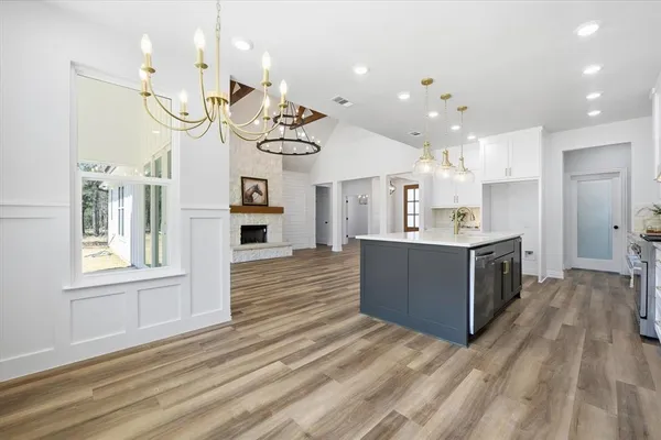 $649,999 | 377 Oak Cove Court, Sunset, TX 76270