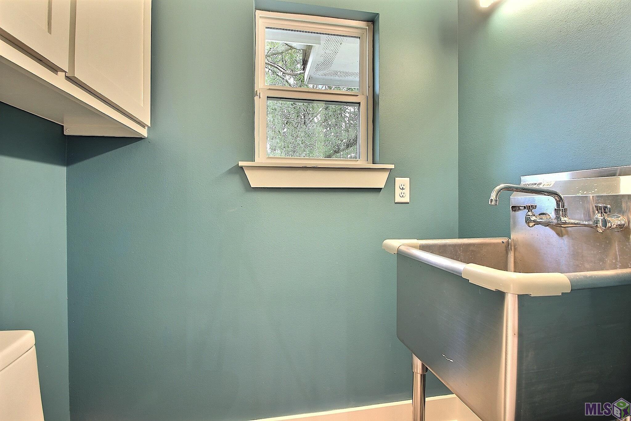 11072 Blackwater Road Baker, LA 70714 - Photo 25 of 35