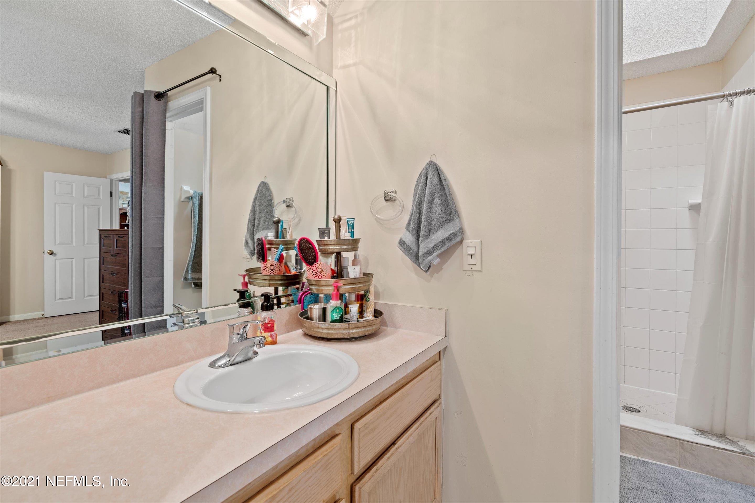 12783 Attrill Road Jacksonville, FL 32258 - Photo 18 of 27 Bedroom 1 Bath to Shower