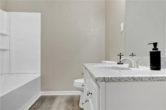 $234,900 | 1201 West 25th Street South, Independence, MO 64052