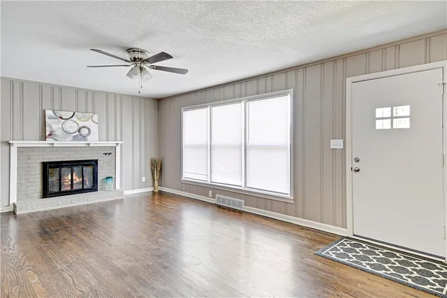 $234,900 | 1201 West 25th Street South, Independence, MO 64052