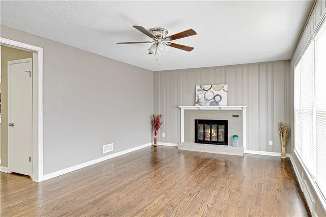 $234,900 | 1201 West 25th Street South, Independence, MO 64052