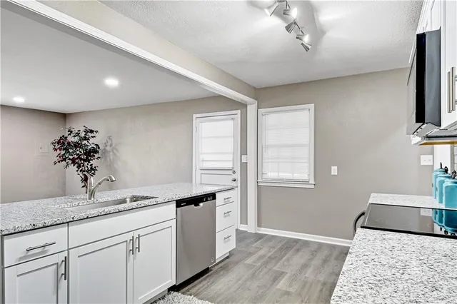 $234,900 | 1201 West 25th Street South, Independence, MO 64052