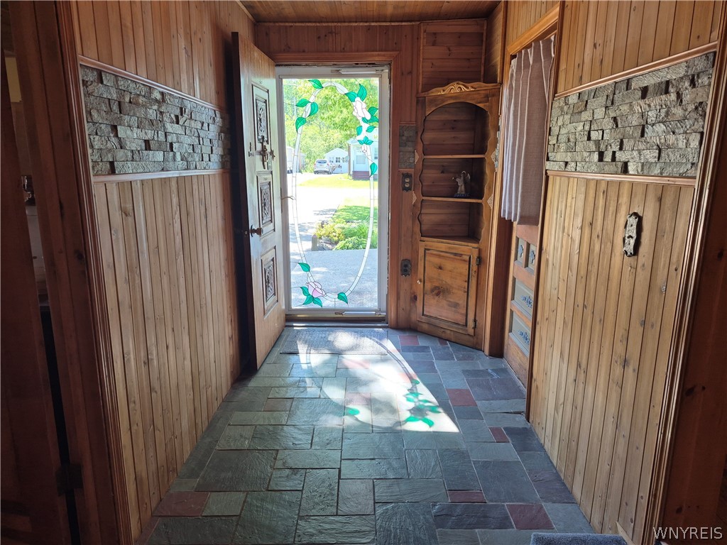 3835 Bates Road Medina, NY 14103 - Photo 15 of 30