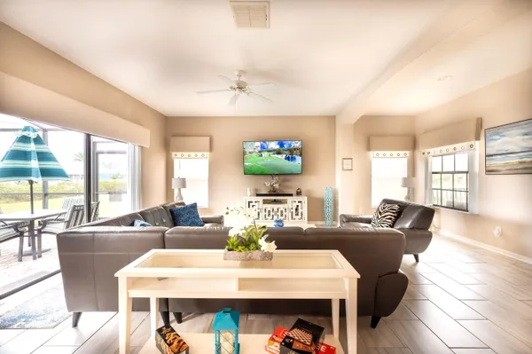 $515,000 | 16708 Lazy Breeze Loop, Unit 16708, Clermont, FL 34714