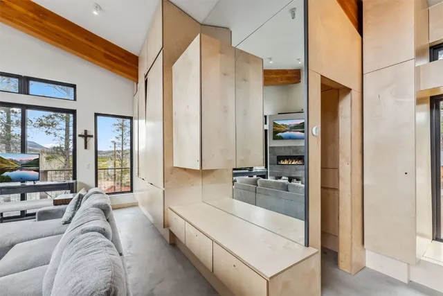 a very nice looking room with chairs