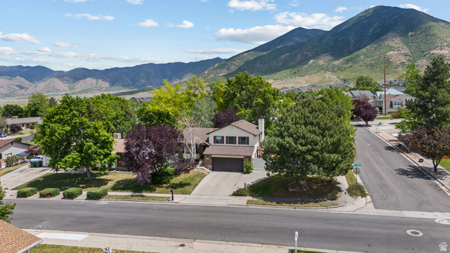 319 Lisa Way Tooele, UT 84074 - Photo 2 of 41