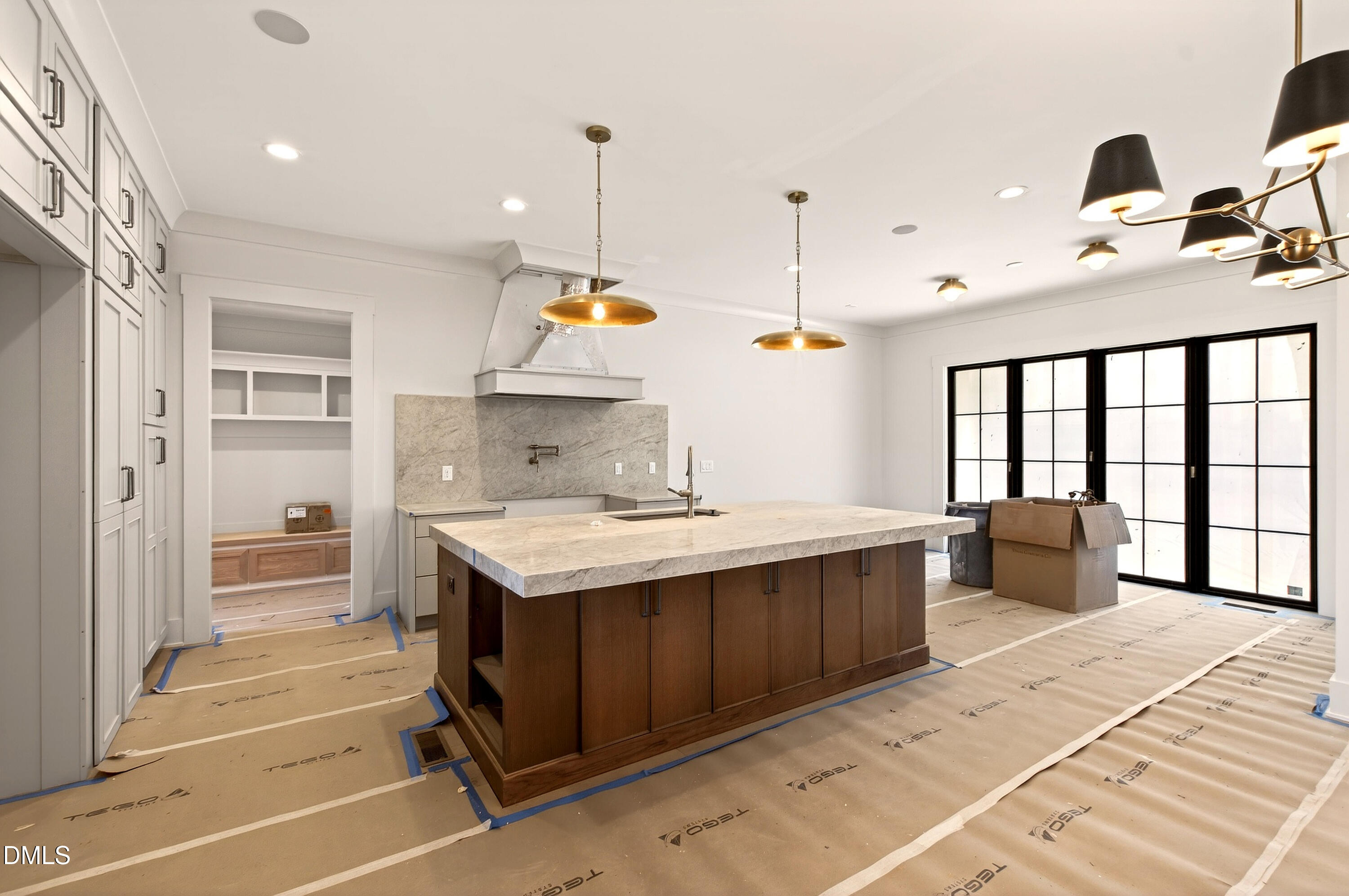 105 Edenburgh Road Raleigh, NC 27608 - Photo 12 of 83 105 Edenburgh (19)