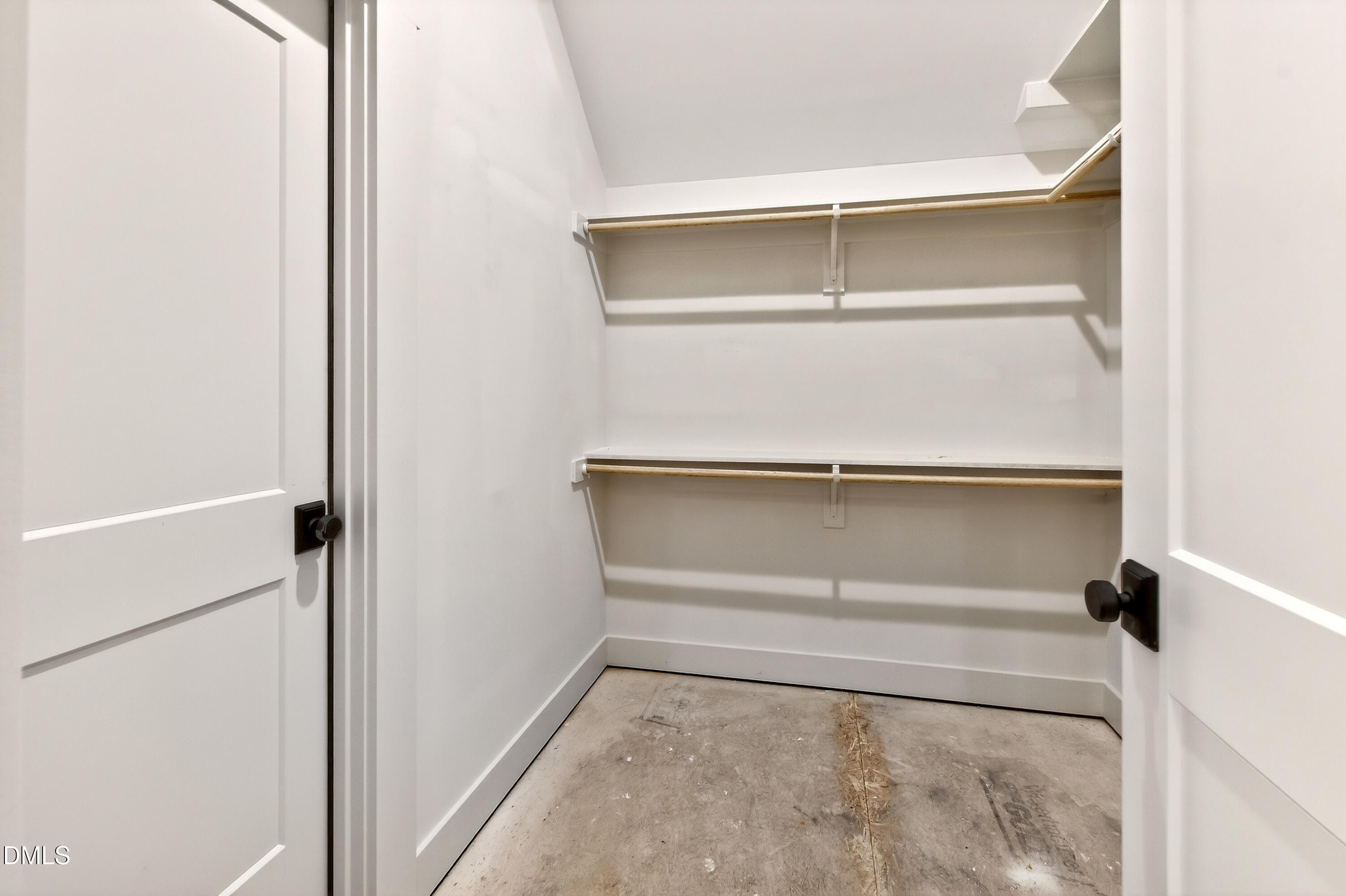 105 Edenburgh Road Raleigh, NC 27608 - Photo 43 of 83 105 Edenburgh (48)